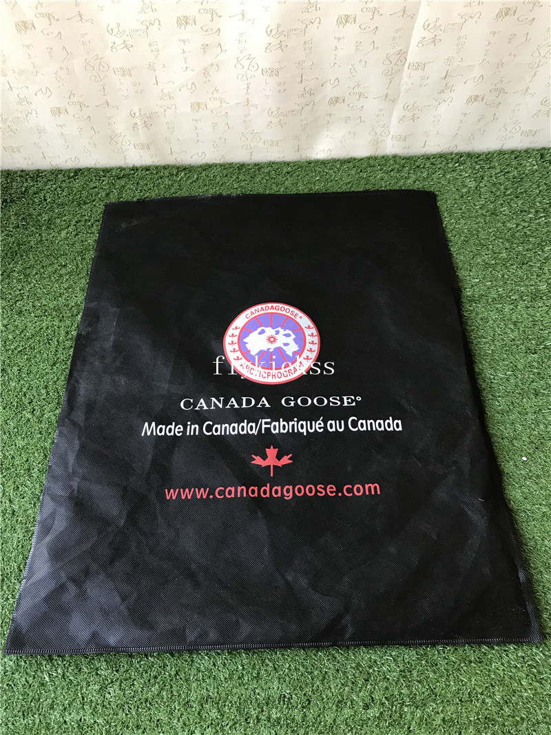 Canada Goose Cream White Freestyle Vest Jacket